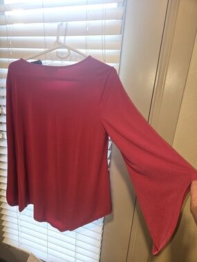 Alfani Women's Bell Sleeve Tunic in Fuchsia